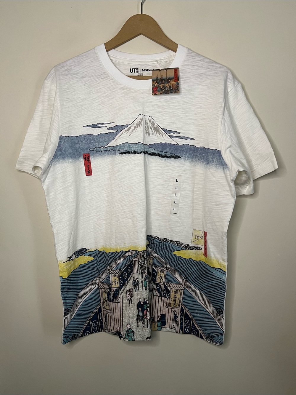 NWT Uniqlo MFA Boston Ukiyo-e UT Mt. Fuji Hiroshige AOP T Shirt Size L